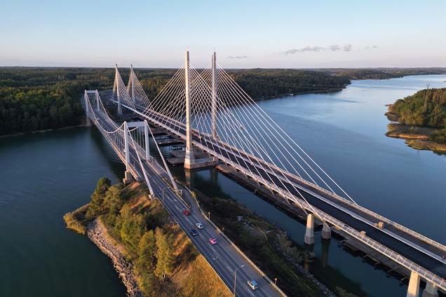 Kirjalansalmi Cable-Stayed Bridge