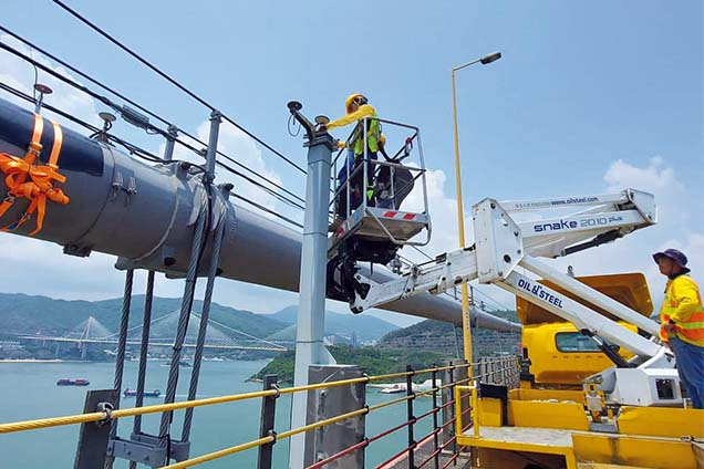 Modernising GPS Monitoring Systems of Long-Span Cable-Supported Bridges