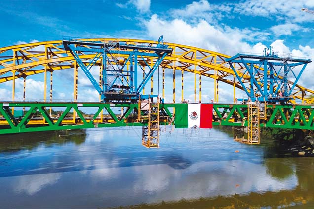 Construcción del puente de Boca del Cerro con soluciones de elevación innovadoras