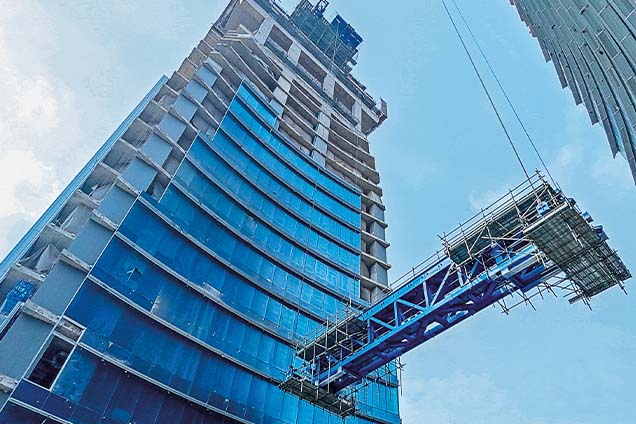 Mochit Complex – Lifting six sections of a 31-metre-long structure to 110 metres elevation
